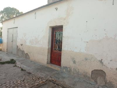 2 Casas  independientes para restaurar , zona La Torrecilla, 152 mt2, 4 habitaciones