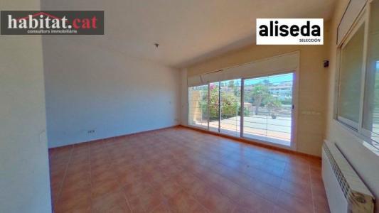 ¡¡CASA EN SITGES - ZONA QUINT MAR!!, 250 mt2, 3 habitaciones