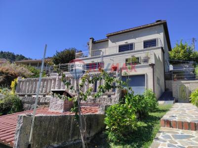 Casa / Chalet independiente en Venta en Larache, Santa Cristina de Cobres, Vilaboa, 414 mt2, 4 habitaciones