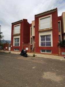 Se vende tríplex en El Chiuche, al lado de Benahadux, 195 mt2, 4 habitaciones