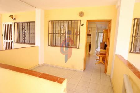 ¡Gran ocasión apartamento 2 dormitorios con plaza de garaje en Guardamar!, 53 mt2, 2 habitaciones