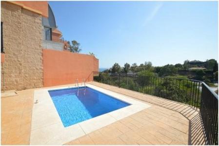 Casa adosada con piscina privada en Torreblanca, Fuengirola., 214 mt2, 4 habitaciones