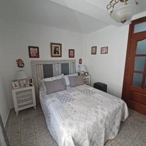 Vivienda de tres dormitorios a la venta en pleno centro de Estepona, 95 mt2, 3 habitaciones