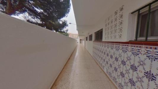 Piso de dos dormitorios en plaza de toros, Marbella., 59 mt2, 2 habitaciones