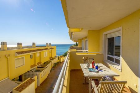 Apartamento con vistas al mar a 50m de la playa en Campoamor, 100 mt2, 3 habitaciones