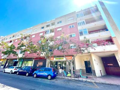 Apartamento a 800 metros de la playa en Torrevieja en Parque las Naciones, 80 mt2, 3 habitaciones