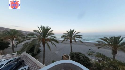 AGI000109  Piso Frontal al Mar de 4 Dormitorios, con vistas despejadas al Mediterraneo., 126 mt2, 4 habitaciones