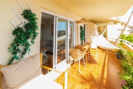 Magnifico apartamento con vistas al mar situado en Calahonda., 100 mt2, 2 habitaciones