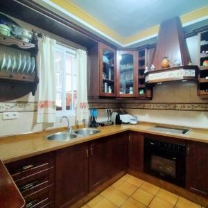 Casa en venta en casco histórico en Antequera!!, 203 mt2, 4 habitaciones