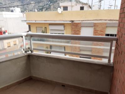 Piso de 2 dormitorios en zona de la Bega, 79 mt2, 2 habitaciones