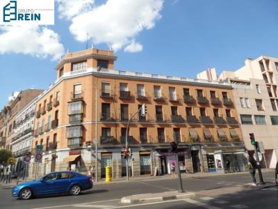 PISO DE 3 HABITACIONES EN RONDA DE TOLEDO, MADRID., 89 mt2, 3 habitaciones