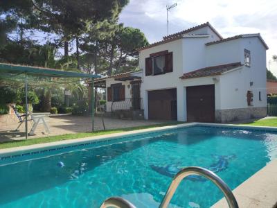 Casa en Begur con piscina privada y gran Jardin, 175 mt2, 3 habitaciones