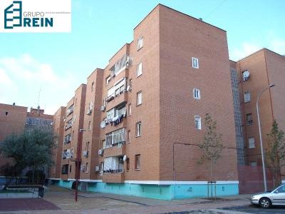 Vivienda de 2 habitaciones situada en Meco, av. de la Luz, Madrid., 99 mt2, 2 habitaciones