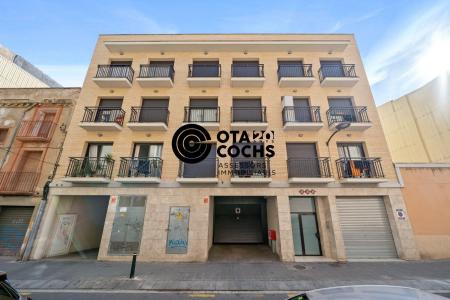 ¡BOMBA! PISO CON PARKING MUY NUEVO Y CÉNTRICO EN CALLE BALMES, 46 mt2, 1 habitaciones