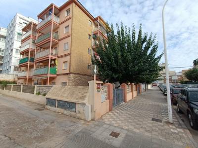 OPORTUNIDAD. APARTAMENTO en planta baja, en Playa de Gandia  a 200 metros del mar., 46 mt2, 2 habitaciones