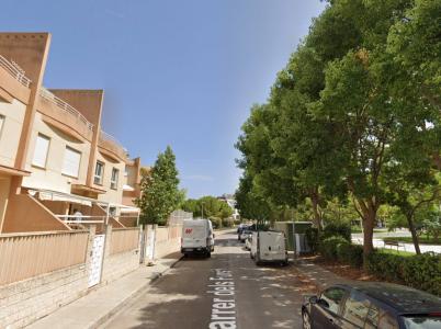 ADOSADO CON PISCINA EN ZONA RESIDENCIAL CASONA DE GANDIA, 267 mt2, 4 habitaciones