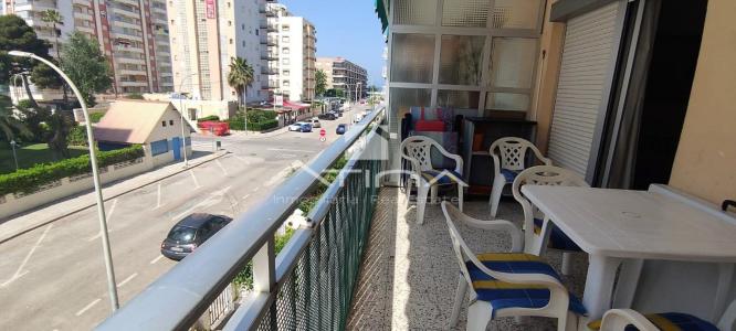 Apartamento con vistas laterales al mar situado en 3ª línea playa Gandia, 42 mt2, 1 habitaciones