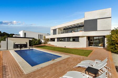 6 room villa  for sale in Teulada, Spain for 0  - listing #115517, 400 mt2