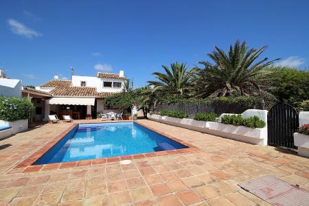 4 room villa  for sale in Teulada, Spain for 0  - listing #115537, 307 mt2