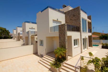 3 room villa  for sale in Torrevieja, Spain for 0  - listing #689713, 237 mt2