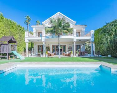 6 room house  for sale in Marbella, Spain for 0  - listing #1053532, 456 mt2, 7 habitaciones