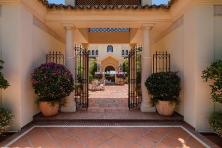 5 room house  for sale in Marbella, Spain for 0  - listing #1053640, 1025 mt2, 6 habitaciones