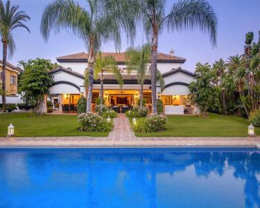 7 room house  for sale in Marbella, Spain for 0  - listing #1053759, 766 mt2, 8 habitaciones