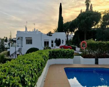 4 room house  for sale in Marbella, Spain for 0  - listing #1053786, 212 mt2, 5 habitaciones
