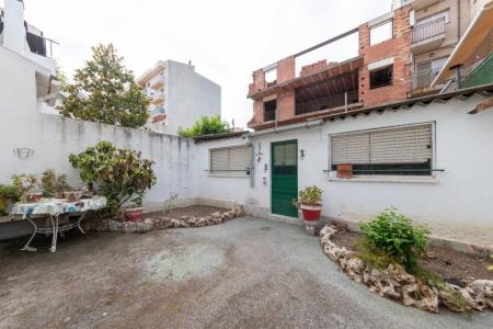 CASA CON GARAJE, PATIO Y DOS TERRAZAS, 188 mt2, 5 habitaciones