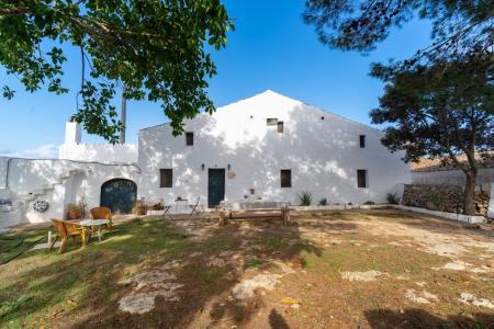 OL20 - Exclusiva finca rústica con acceso a 2 bonitas playas del sur de Menorca., 400 mt2, 4 habitaciones