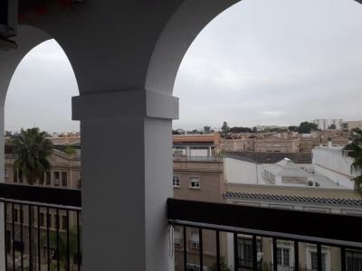 Amplio piso de 4 dormitorios en Puerta de Sevilla, 118 mt2, 4 habitaciones