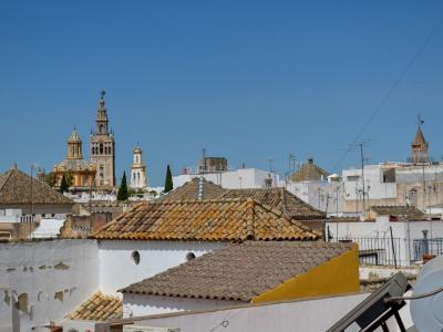 Casa independiente en el centro a la venta, 219 mt2, 5 habitaciones