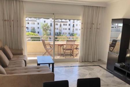 Amplio apartamento en Puerto Banús, 170 mt2, 3 habitaciones