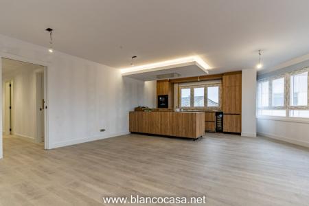 PISAZO CÉNTRICO en CARBALLO A ESTRENAR, 135 mt2, 3 habitaciones