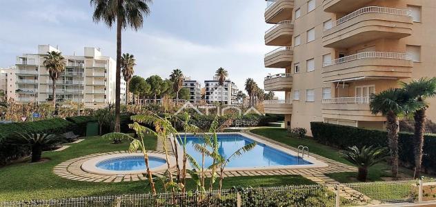 Precioso apartamento con vistas al mar situado en 2ª línea playa Daimús,, 85 mt2, 1 habitaciones