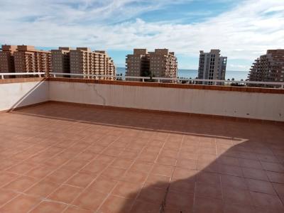 Apartamento con gran terraza y vistas al mar, 111 mt2, 2 habitaciones