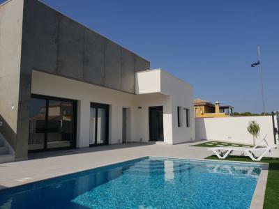 VILLAS DE OBRA NUEVA EN PINAR DE CAMPOVERDE, 136 mt2, 4 habitaciones