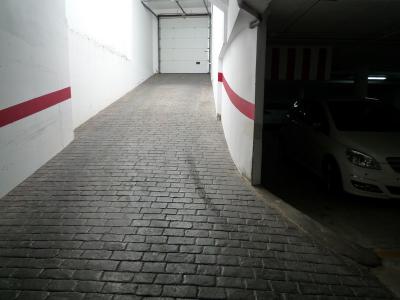 Parking disponible, tanto en alquiler flexible como anual...., 15 mt2