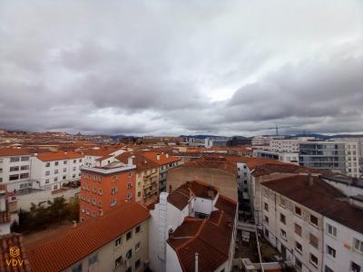 Piso en Venta en Pamplona Navarra MILAGROSA, 133 mt2, 3 habitaciones