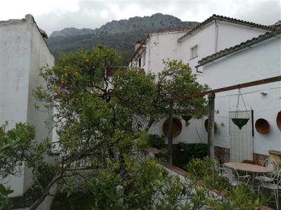 Casa de pueblo en Venta en Benadalid Málaga , 262 mt2, 5 habitaciones
